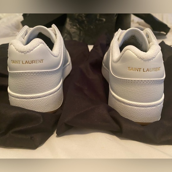 Saint Laurent SL/61 SNEAKERS IN PERFORATED LEATHER - Picture 6 of 11